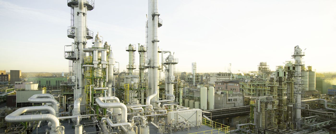 OXEA nutzt AUCOTECs EB als zentrales Lifecycle-System für seine Anlagen_Carbonsäure Oxea Anlage