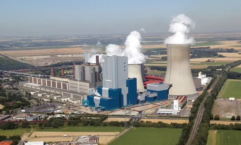 RWE Braunkohlekraftwerk Niederaußem